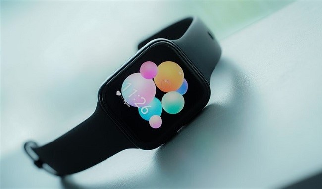 Oppo Watch 41mm công nghệ sạc nhanh