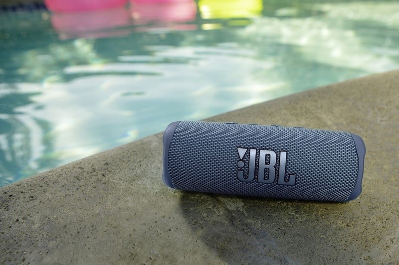 JBL FLIP 6 thời lượng pin