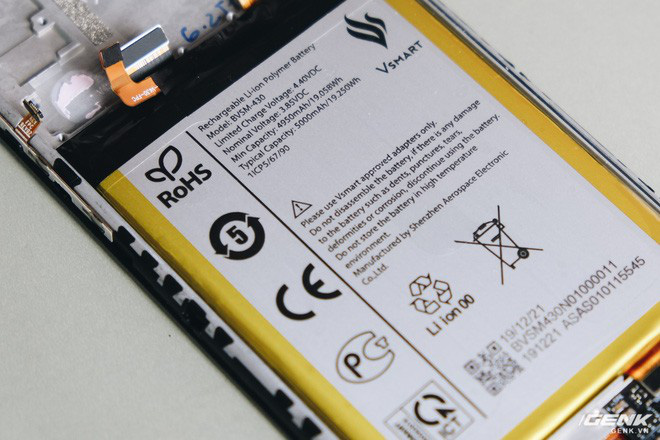 Thay pin Vsmart Joy 2 Plus