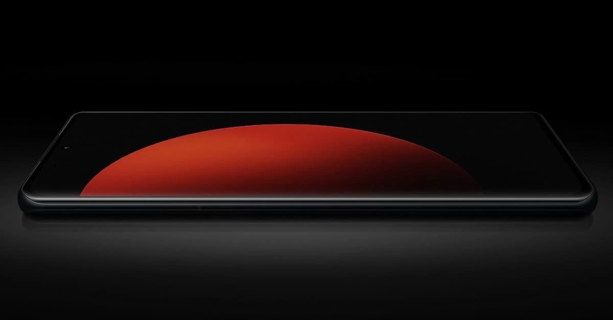 Xiaomi 12S Ultra có dung lượng pin khủng