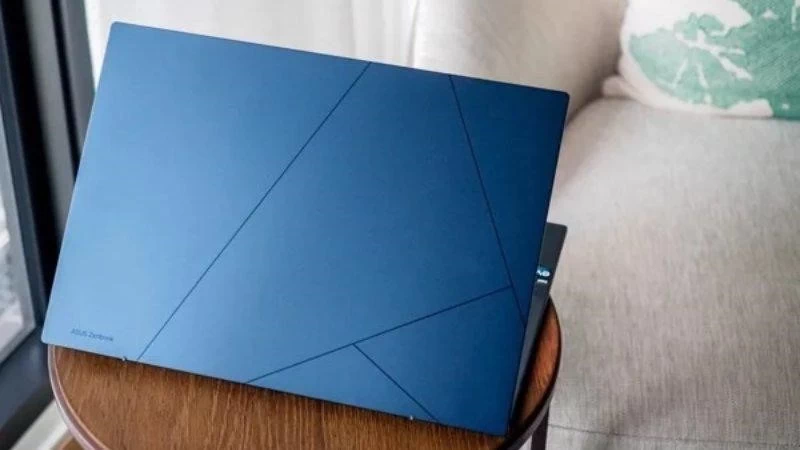 ASUS Zenbook 14 - Thiết kế ấn tượng và mỏng nhẹ