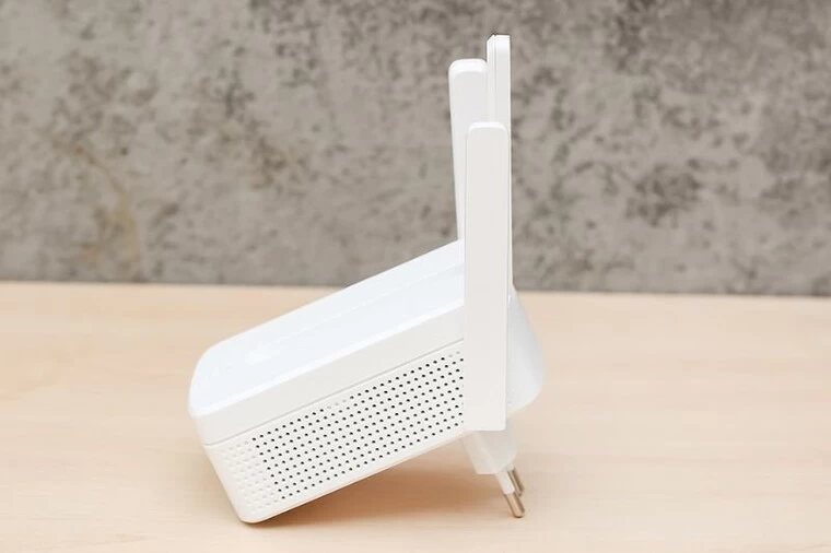 Thiết bị mở rộng sóng Wifi Chuẩn N Mercusys MW300RE Ra mắt vào năm 2023 bởi thương hiệu đình đám Mercusys