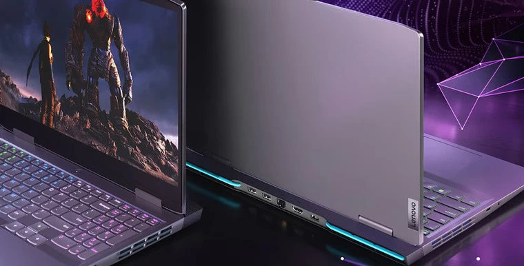 Laptop Lenovo LOQ 15IRH8 cổng USB 3.2 Gen1/Gen2 và USB Type-C 3.2 Gen 2
