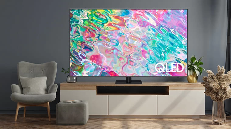 TV Samsung QLED QA55Q70BAKXXV 4K/55-inch Hệ thống SmartThings cùng trợ lý ảo Google Assiant.