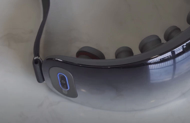 Máy Massage Mắt SKG E7 Thiết kế 3D tráng gương.