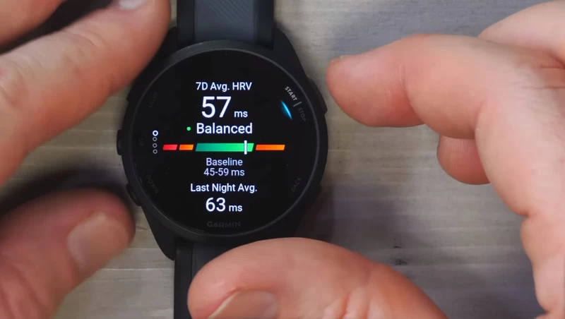 Garmin Forerunner 165 Nhiều tính năng tuyệt vời hỗ trợ thể thao.