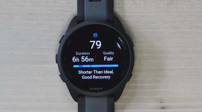 Garmin Forerunner 165 Thời lượng pin lâu dài và nhiều ngày.