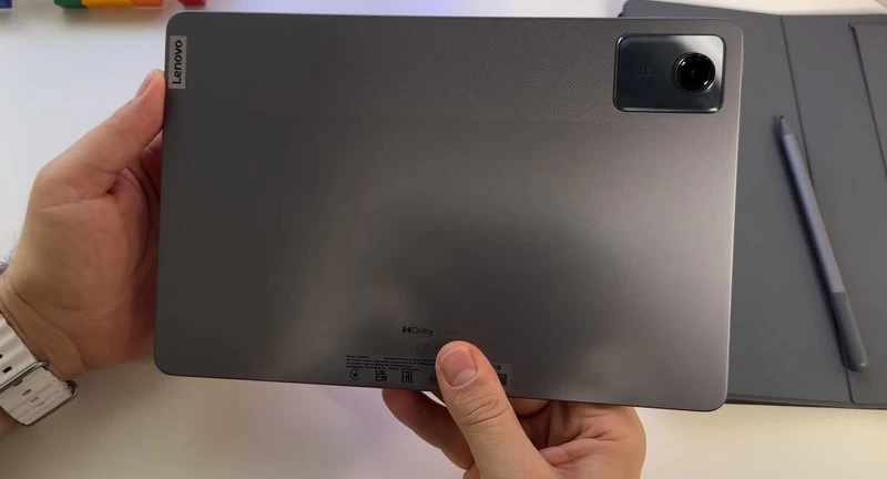 Lenovo Tab M11 Camera chính với độ phân giải lên đến 8MP.