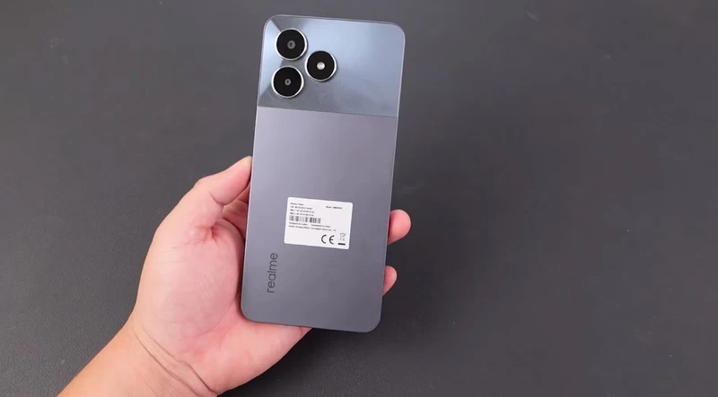Realme C60 Thiết kế Realme C60 trẻ trung 167.2 x 76.7 x ≈ 7.99 mm