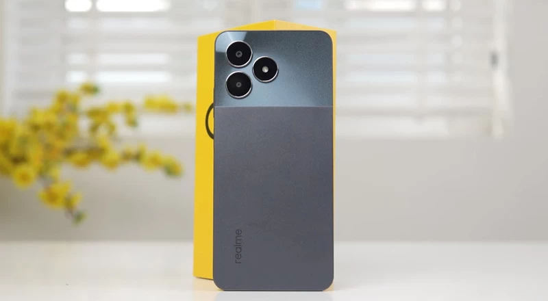 Realme C60 Điện thoại phân khúc giá rẻ chỉ quanh tầm giá 2 triệu đồng.