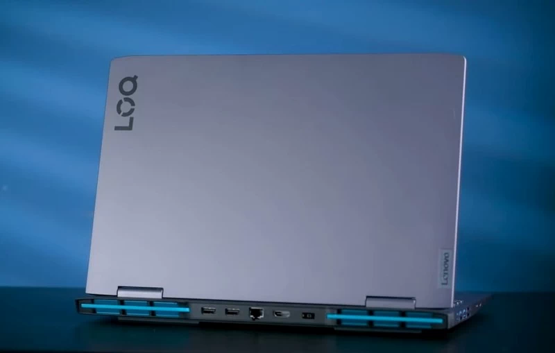 Lenovo LOQ 15IRH8 (82XV00QXVN) Giá thành phù hợp với dòng sản phẩm gaming.
