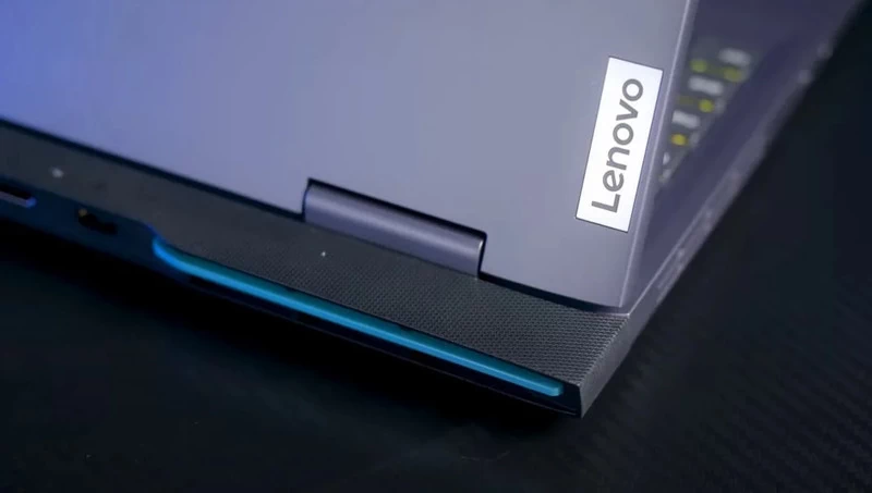 Lenovo LOQ 15IRH8 (82XV00QXVN) Model LOQ luôn có hiệu năng mạnh mẽ.