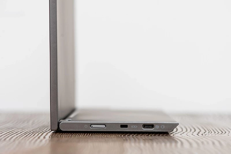 Màn hình di động Lenovo L15 Thiết kế vuông vức, sang trọng, bền bỉ