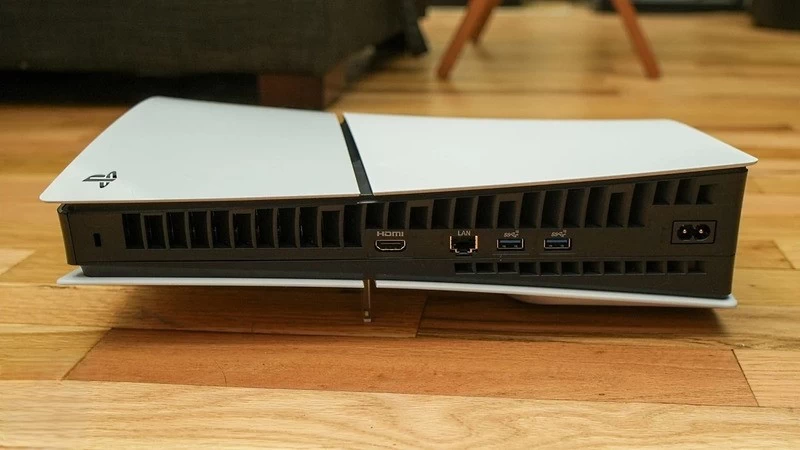 PlayStation 5 Slim Mang đến dung lượng lớn và khả năng kết nối đa dạng