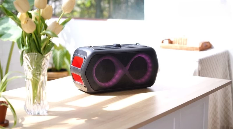 Monster Musicbox Go 80W Thiết kế nhỏ gọn, phù hợp với mọi không gian