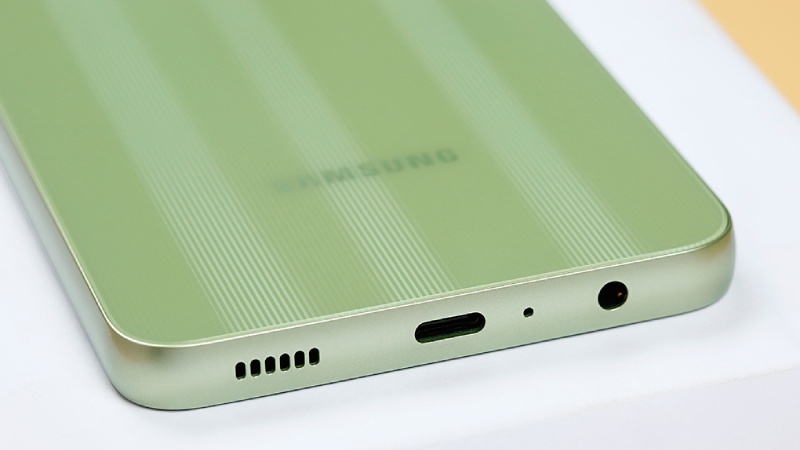 Viên pin 5000mAh cho thời lượng pin bền bỉ