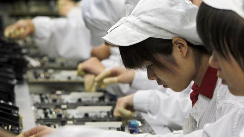 Các mẫu tai nghe AirPods - EarPods của Apple được sản xuất trong quy trình rất nghiêm ngặt Các mẫu tai nghe AirPods - EarPods của Apple được sản xuất trong quy trình rất nghiêm ngặt