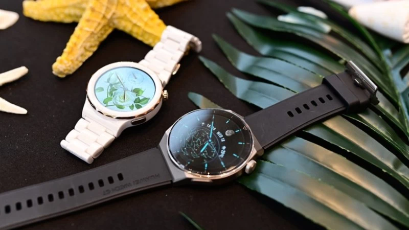 Đồng hồ thông minh Huawei đầu tiên đã được công bố và ra mắt chính thức tại Đại hội Thế giới Di động 2015 Đồng hồ thông minh Huawei đầu tiên đã được công bố và ra mắt chính thức tại Đại hội Thế giới Di động 2015