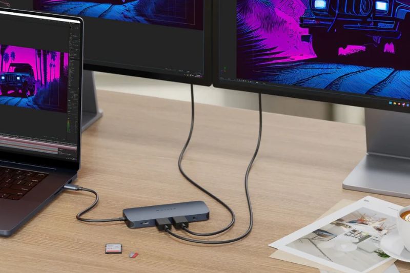 Cổng Chuyển Hyperdrive Next 11 Port Dual 4K60Hz Hdmi UsbC HD4006GL hỗ trợ màn hình kép 4K60Hz đối với PC và Chromebook.