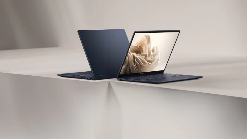 RAM 32GB cùng bộ nhớ lưu trữ khủng lên tới 1TB. RAM 32GB cùng bộ nhớ lưu trữ khủng lên tới 1TB.