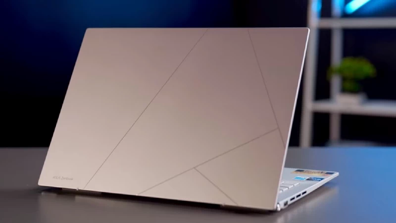 Laptop ASUS ZenBook 14 OLED tiên phong tích hợp công nghệ AI. Laptop ASUS ZenBook 14 OLED tiên phong tích hợp công nghệ AI.