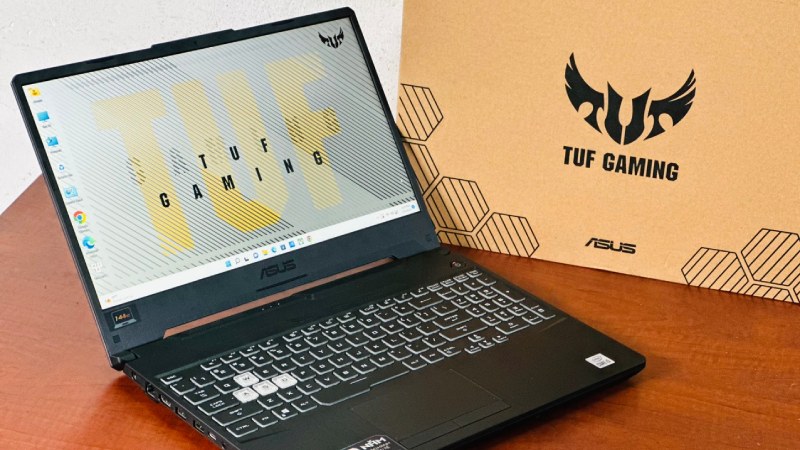 Laptop Asus TUF Gaming F15 có nhiều cổng kết nối đa dạng.