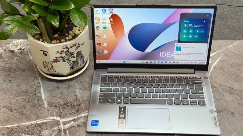 Xử lý các công việc hoặc xem phim giải trí không gian rộng hơn.