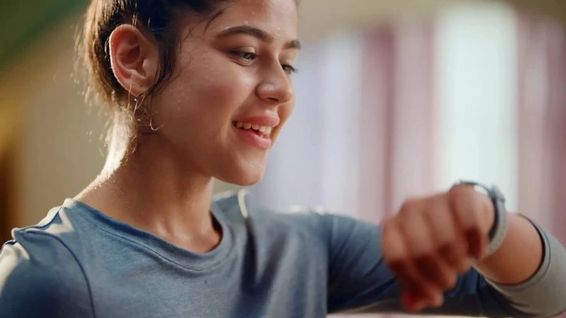 Dễ dàng kết nối với các ứng dụng luyện tập. Dễ dàng kết nối với các ứng dụng luyện tập.