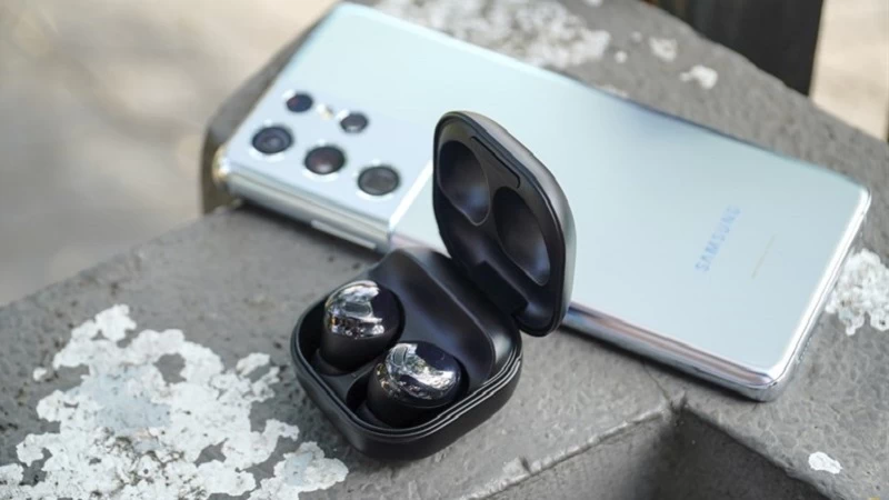 Tai nghe Samsung dành cho nghe nhạc, giải trí Tai nghe Samsung dành cho nghe nhạc, giải trí