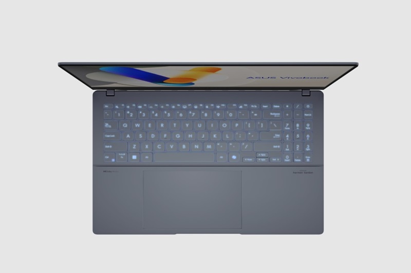 Bàn phím và TouchPad độc đáo và tinh tế.
