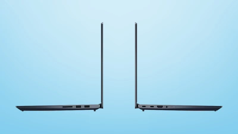 Laptop chỉ nặng khoảng 1.44kg. Laptop chỉ nặng khoảng 1.44kg.
