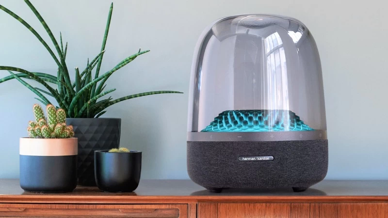 Các sản phẩm loa của Harman Kardon có thiết kế, hình dáng và chất liệu cao cấp Các sản phẩm loa của Harman Kardon có thiết kế, hình dáng và chất liệu cao cấp