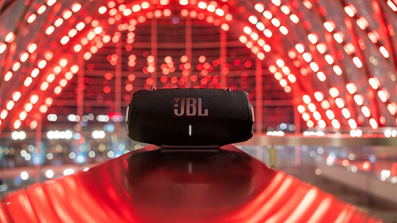 Tích hợp công nghệ âm thanh AI hiện đại trên loa Bluetooth JBL Xtreme 4
