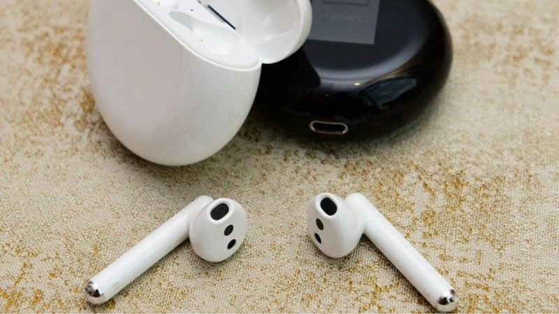 Tai nghe Huawei sẽ có kiểu dáng có dây hoặc không dây, in-ear hoặc over-ear cho người dùng tuỳ chọn theo sở thích Tai nghe Huawei sẽ có kiểu dáng có dây hoặc không dây, in-ear hoặc over-ear cho người dùng tuỳ chọn theo sở thích