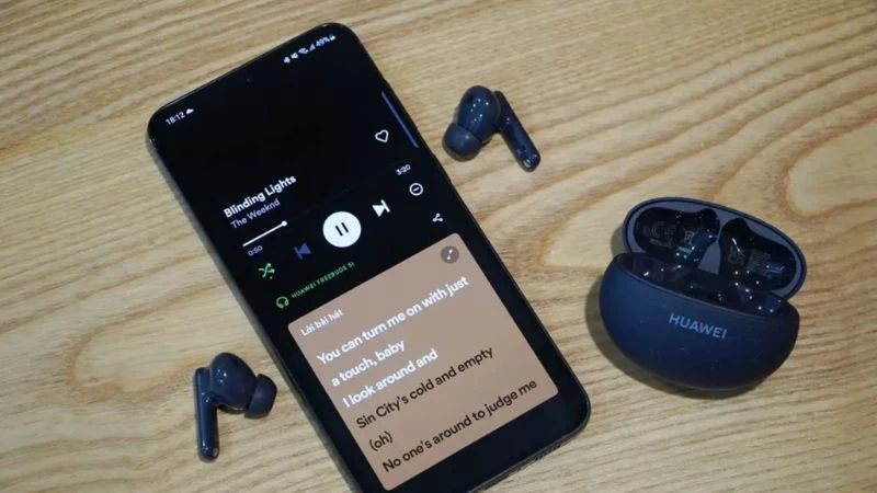 Các mẫu tai nghe Huawei có tích hợp nhiều tính năng để bạn lựa chọn Các mẫu tai nghe Huawei có tích hợp nhiều tính năng để bạn lựa chọn