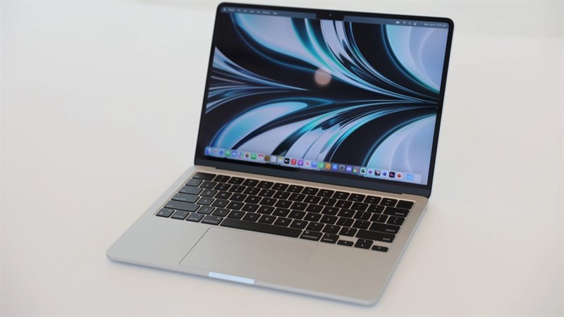 MacBook Air M2 là dòng MacBook hướng đến sự gọn nhẹ, giá mềm trong MacBook M2 Series MacBook Air M2 là dòng MacBook hướng đến sự gọn nhẹ, giá mềm trong MacBook M2 Series