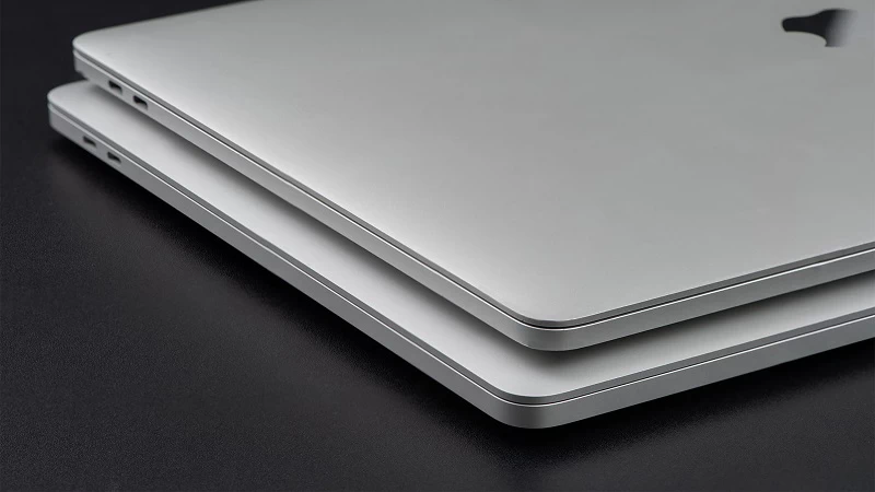 Kích thước cũng là một yếu tố quan trọng cần lưu ý khi lựa chọn MacBook Kích thước cũng là một yếu tố quan trọng cần lưu ý khi lựa chọn MacBook