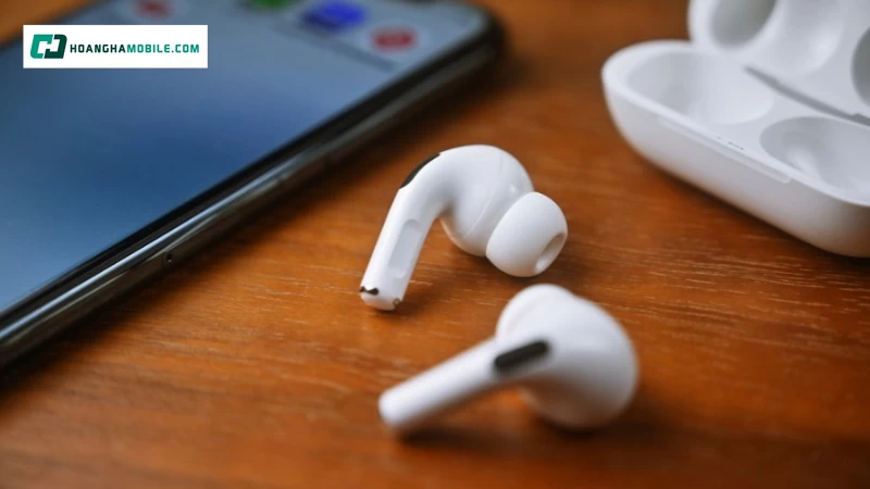 Tai nghe Bluetooth là phụ kiện âm thanh không thể thiếu khi giải trí, học online, làm việc từ xa hoặc đàm thoại hàng ngày Tai nghe Bluetooth là phụ kiện âm thanh không thể thiếu khi giải trí, học online, làm việc từ xa hoặc đàm thoại hàng ngày