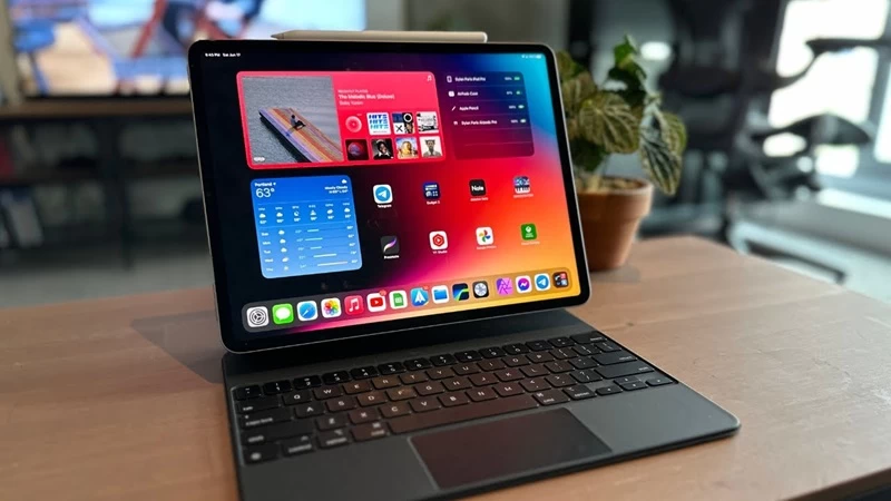 Các phiên bản máy tính bảng iPad Pro của Apple hứa hẹn sẽ là “kẻ đứng đầu” thị trường Các phiên bản máy tính bảng iPad Pro của Apple hứa hẹn sẽ là “kẻ đứng đầu” thị trường