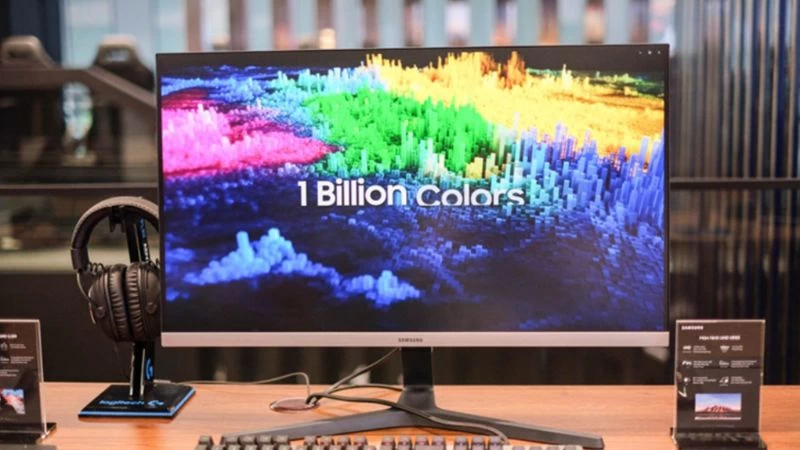 Các mẫu màn hình của Samsung cũng sở hữu tần số quét cao, có thể lên tới 240Hz Các mẫu màn hình của Samsung cũng sở hữu tần số quét cao, có thể lên tới 240Hz