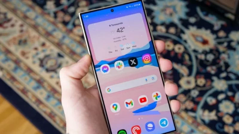Điện thoại Samsung là dòng sản phẩm chính được hãng phát triển từ những ngày đầu hoạt động Điện thoại Samsung là dòng sản phẩm chính được hãng phát triển từ những ngày đầu hoạt động
