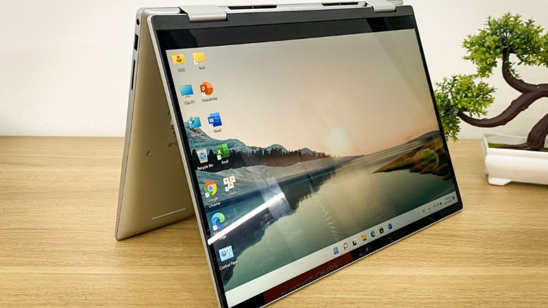 Màn hình góc rộng hướng nhìn trực tiếp.