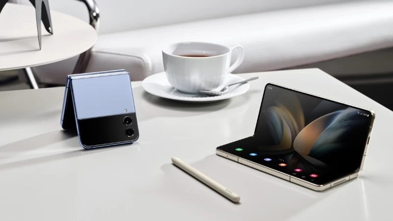 Samsung hiện đang đứng số 1 thế giới trong lĩnh vực sản xuất smartphone với quy trình sản xuất hiện đại Samsung hiện đang đứng số 1 thế giới trong lĩnh vực sản xuất smartphone với quy trình sản xuất hiện đại