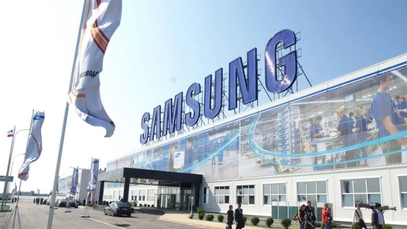 Samsung còn được biết đến là nhà sản xuất “chăm chỉ” nhất trong ngành công nghệ điện tử Samsung còn được biết đến là nhà sản xuất “chăm chỉ” nhất trong ngành công nghệ điện tử
