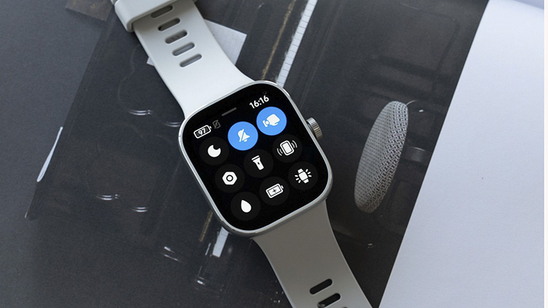 Redmi Watch 4 thông qua kết nối Bluetooth.