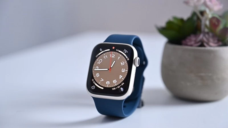 Apple Watch Series 8 có màn hình Retina tuyệt vời cùng bàn phím QWERTY Apple Watch Series 8 có màn hình Retina tuyệt vời cùng bàn phím QWERTY