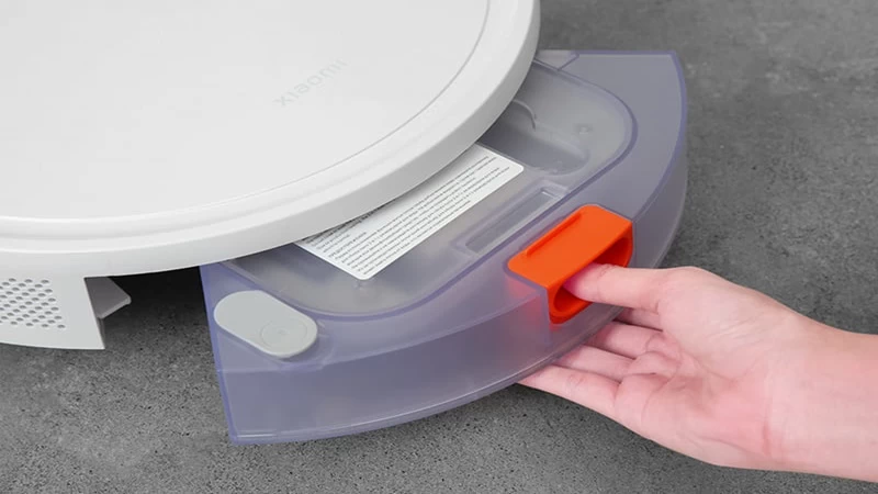 Cách thêm nước hoặc làm sạch miếng lau nhà trong quá trình vệ sinh cho robot hút bụi Xiaomi Cách thêm nước hoặc làm sạch miếng lau nhà trong quá trình vệ sinh cho robot hút bụi Xiaomi