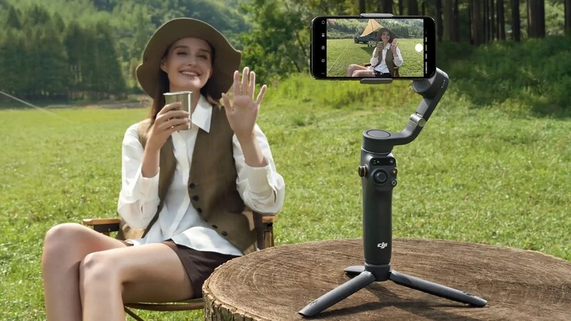 DJI Osmo Mobile 6. DJI Osmo Mobile 6.