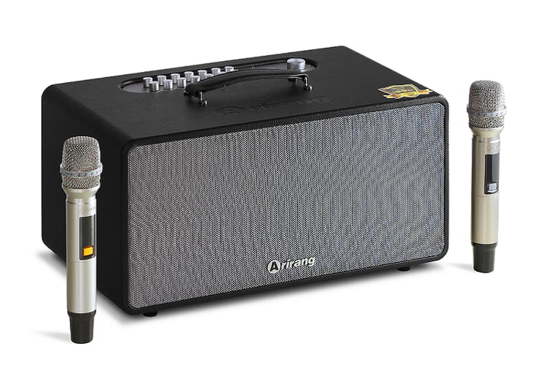 Thiết bị có công suất 200W RMS /800W PMPO.
