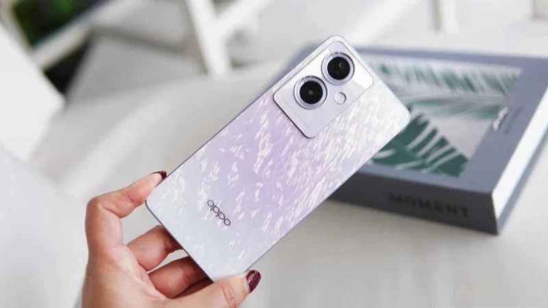 Camera selfie 8MP. Camera selfie 8MP.